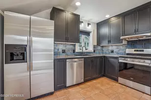 108 Burlington Ave, Leonardo, NJ 07737 - Photo 14
