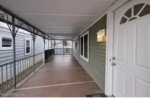 17 Mary Ann Ct, Hazlet Township, NJ 07734 - Photo 2