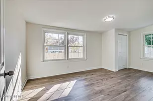 341 Victor Pl, Neptune Township, NJ 07753 - Photo 44