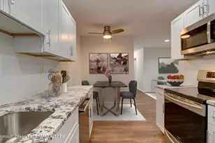 15 Pine Cluster Cir, Manalapan Township, NJ 07726 - Photo 2