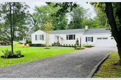 162 Queens Drive S, Little Silver, NJ 07739 - Photo 2