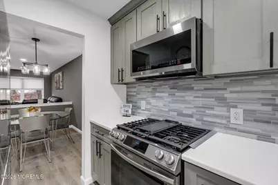 324 Oak Knoll Drive, Englishtown, NJ 07726 - Photo 8