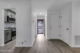 324 Oak Knoll Dr, Englishtown, NJ 07726 - Photo 4