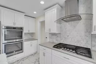 1 Ciafardini Ct, Marlboro Township, NJ 07746 - Photo 34