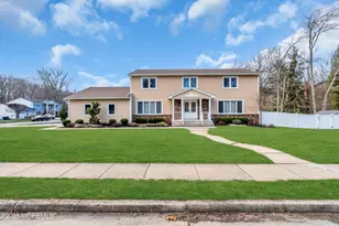 1 Ciafardini Ct, Marlboro Township, NJ 07746 - Photo 8