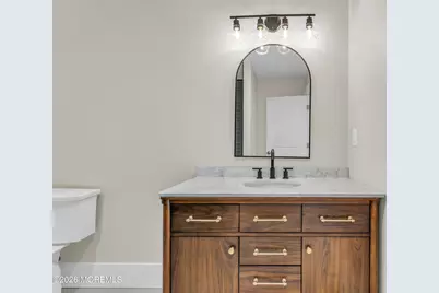 704 Oxford Way, Neptune Township, NJ 07753 - Photo 14