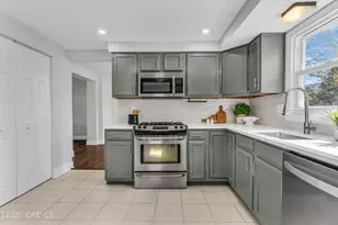 35 Bayside Ave, Barnegat, NJ 08005 - Photo 8