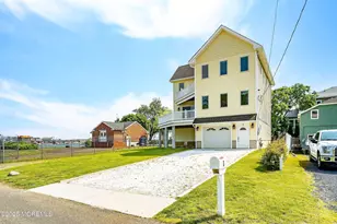 3 Grant Ave, Rumson, NJ 07760 - Photo 2