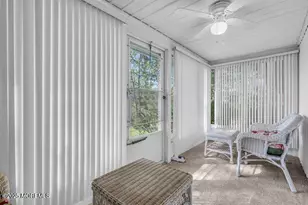 931 Thornhill Ct, Lakewood, NJ 08701 - Photo 10