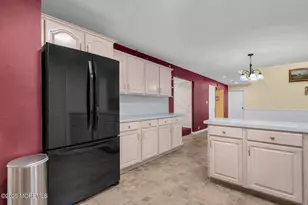 207 Superior Ct, Toms River Township, NJ 08755 - Photo 10