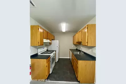 231 Atlantic Street #83D, Keyport, NJ 07735 - Photo 4