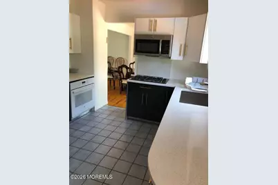 505 W Lincoln Avenue, Oakhurst, NJ 07755 - Photo 2