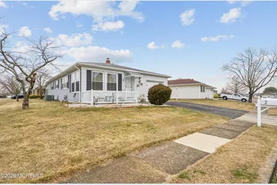 2 Hyannis Street, Toms River Township, NJ 08757 - Photo 2