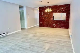 203 Covered Bridge Blvd, Manalapan Township, NJ 07726 - Photo 2