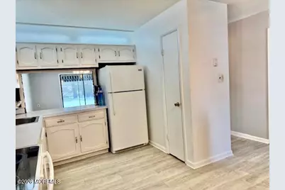 203 Covered Bridge Boulevard #C, Manalapan Township, NJ 07726 - Photo 6