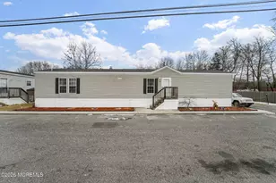 10 Citrus Ln, Howell Township, NJ 07731 - Photo 2