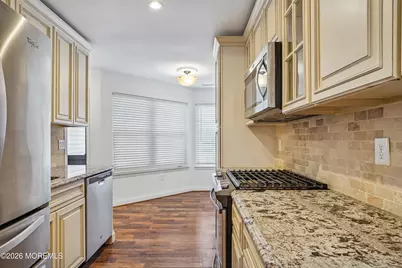 392 Bayberry Court, Marlboro Township, NJ 07726 - Photo 4