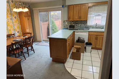 130 Howell Avenue, Fords, NJ 08863 - Photo 4