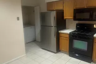 1079 Roseberry Ct, Morganville, NJ 07751 - Photo 6