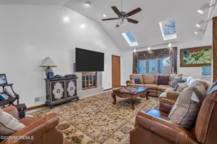 8 Ross Ct, Oakhurst, NJ 07755 - Photo 14