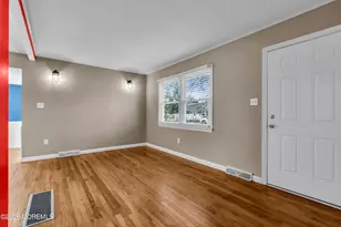 537 Longboat Ave, Beachwood, NJ 08722 - Photo 4