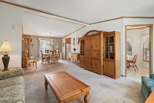 1104 Sycamore Ct, Whiting, NJ 08759 - Photo 10