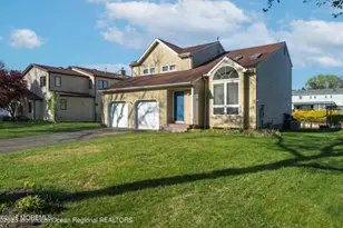 659 McCormick Dr, Toms River Township, NJ 08753 - Photo 2