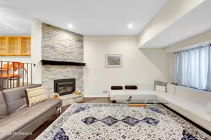 181 Clubhouse Dr, Middletown, NJ 07748 - Photo 4