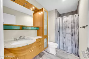 181 Clubhouse Dr, Middletown, NJ 07748 - Photo 20