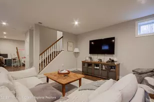 41 Bank St, Red Bank, NJ 07701 - Photo 10