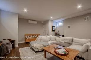 41 Bank St, Red Bank, NJ 07701 - Photo 12