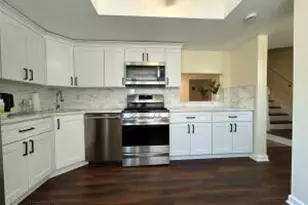 310 Pewter Ct, Old Bridge Township, NJ 08857 - Photo 2