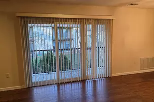 5 Claridge Ct, Freehold, NJ 07728 - Photo 4