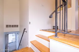 187 Evergreen Rd, Edison, NJ 08837 - Photo 10