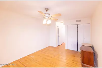 187 Evergreen Road #4b, Edison, NJ 08837 - Photo 22