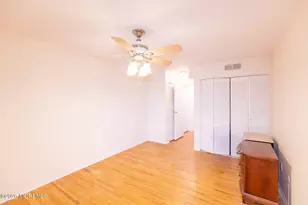 187 Evergreen Rd, Edison, NJ 08837 - Photo 22