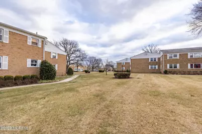 187 Evergreen Road #4b, Edison, NJ 08837 - Photo 36