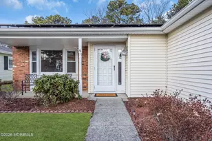 14 Thames Pl, Brick, NJ 08723 - Photo 4