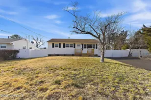 23 Bucknell Dr, Toms River Township, NJ 08757 - Photo 2