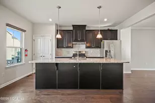 605 Bayside Ct, South Amboy, NJ 08879 - Photo 12