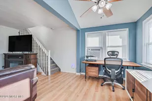 101 Crescent St, Keansburg, NJ 07734 - Photo 4