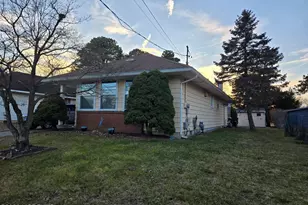 28 Monte Carlo Dr, Toms River Township, NJ 08753 - Photo 2