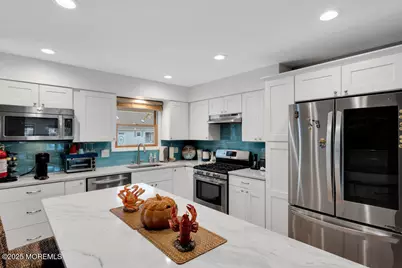 59 Top Sail Court, Berkeley, NJ 08721 - Photo 6