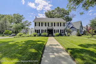 570 N Edgemere Dr, Allenhurst, NJ 07711 - Photo 1