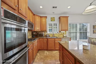 7 Salter Court, Manalapan Township, NJ 07726 - Photo 8