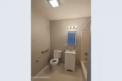 1700 Nj 37 W #122-13, Toms River Township, NJ 08757 - Photo 4