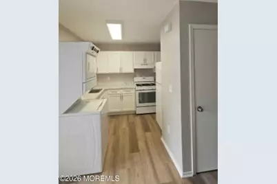1700 Nj 37 W #122-13, Toms River Township, NJ 08757 - Photo 8