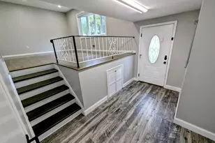 5 Albany Ave, Jackson, NJ 08527 - Photo 2