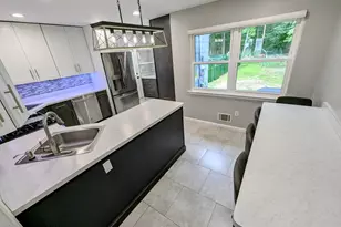 5 Albany Ave, Jackson, NJ 08527 - Photo 10