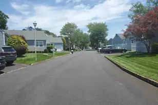 57 Turnberry Cir, Toms River Township, NJ 08753 - Photo 4